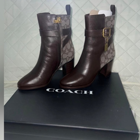 Coach Olivia Bootie In Signature Jacquard Size 9 MSRP: $295.00 - Picture 13 of 16